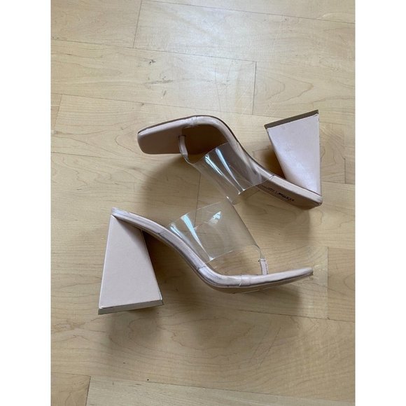 CALL It Spring "Sorayaa" Thong Sandals BNWOT Heels Women New - Picture 2 of 9